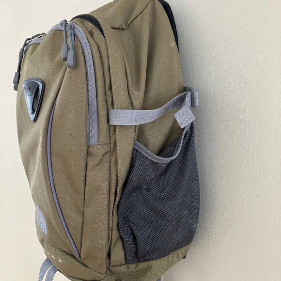 The North Face Wasatch Backpack Green/Grey Daypack Hiking Laptop - Picture 5 of 16